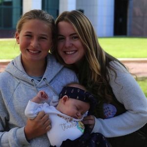 Meet your Posher, Adriana